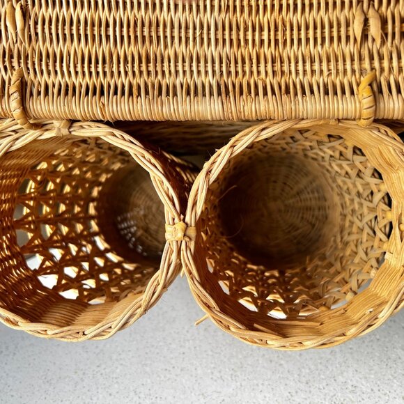 Vintage Handwoven Rattan Bottle Holder Caddy With Bamboo Handle - Picture 7 of 12